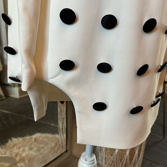 MOD BUTTON DRESS by DAVID KORMA - Picture 4 of 9